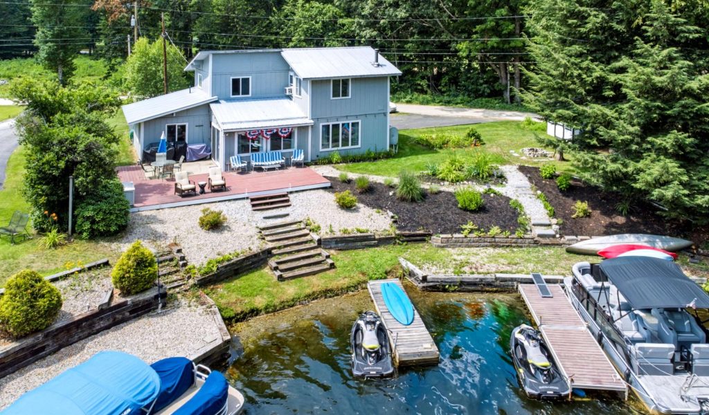 54 Weetamoe Road Ossipee, NH 03814 Laek House for sale in Ossipee, NH 03814