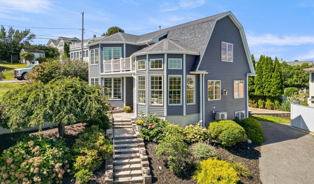27 Bayview Road Ipswich, MA 01938 default